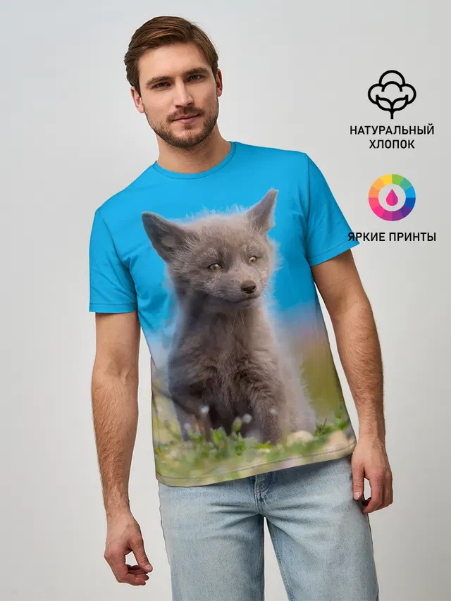 Смешной лисенок