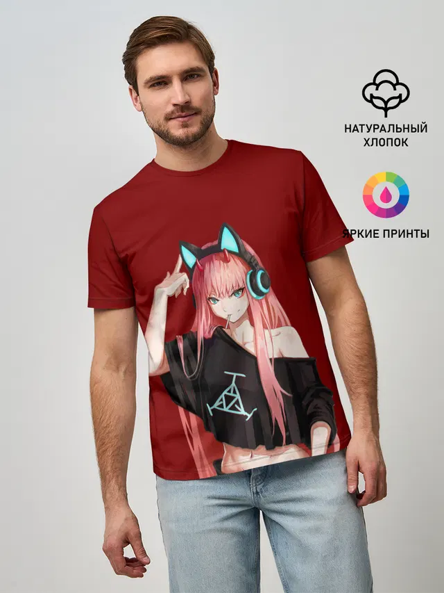 Zero Two в наушниках
