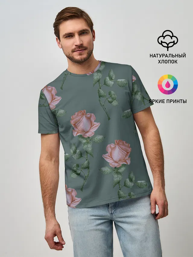 Красные розы на зеленом фоне