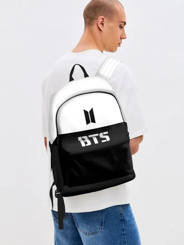 Джинсовый рюкзак с принтом «BTS»