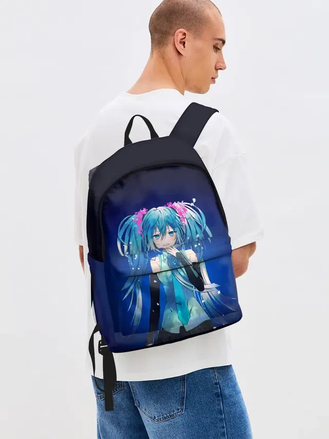 Hatsune Miku на черном фоне