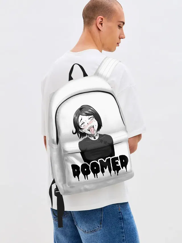 Джинсовый рюкзак с принтом «Doomer girl»