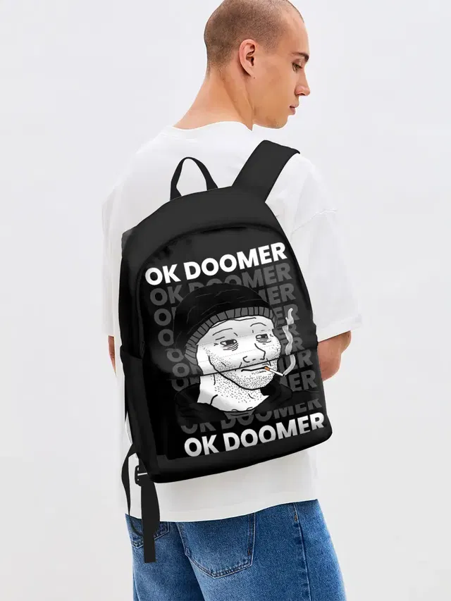 Джинсовый рюкзак с принтом «OK DOOMER»