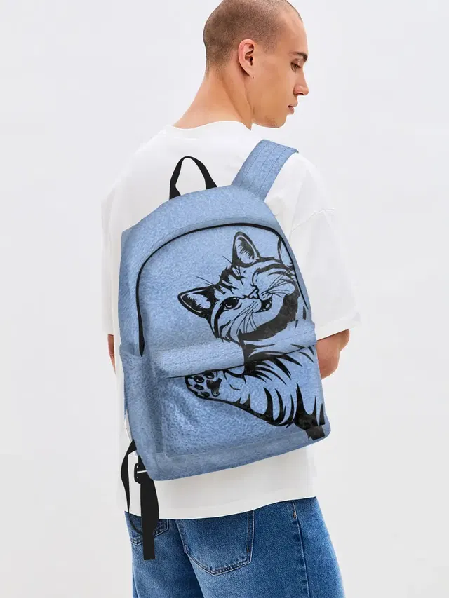 Улыбающийся кот
