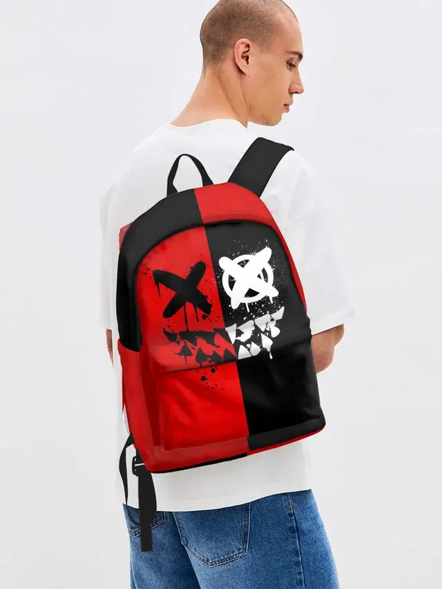 Smail Black and red