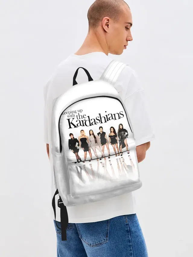 Джинсовый рюкзак с принтом «Дженнер и Кардашьян — Keeping up with Kardashians»