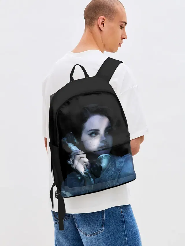 Джинсовый рюкзак с принтом «Lana Del Rey — Лана с телефоном»