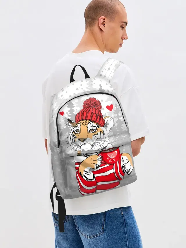 Тигр с чашкой кофе
