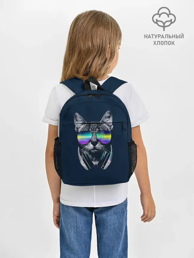 Кот в Наушниках
