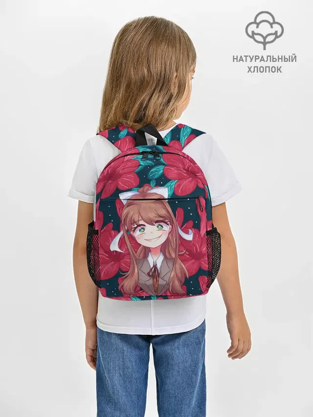 Моника в цветах