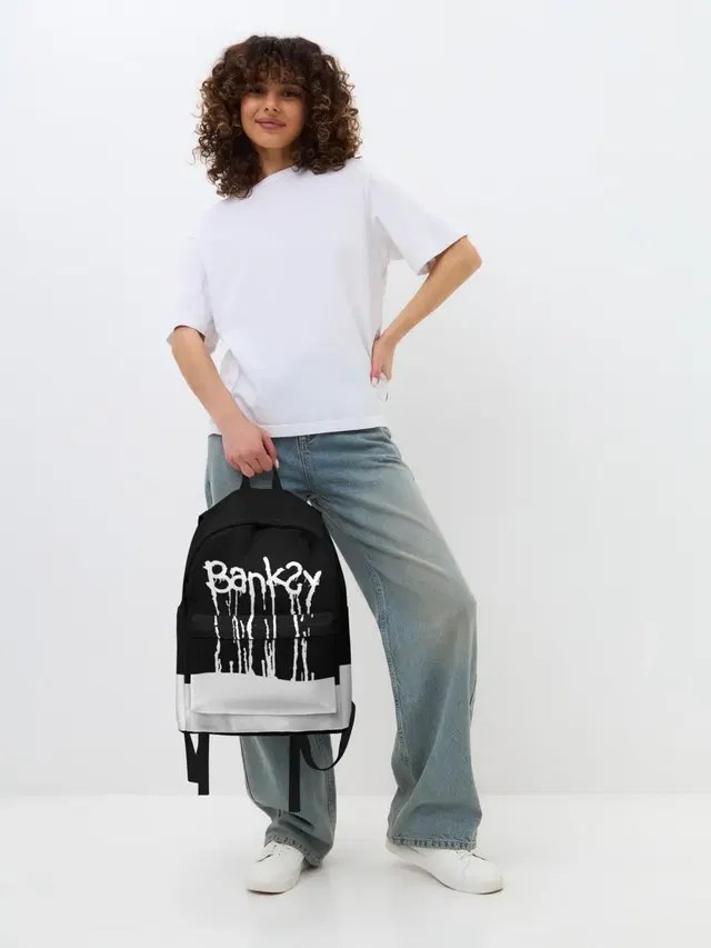 Джинсовый рюкзак с принтом «Banksy»