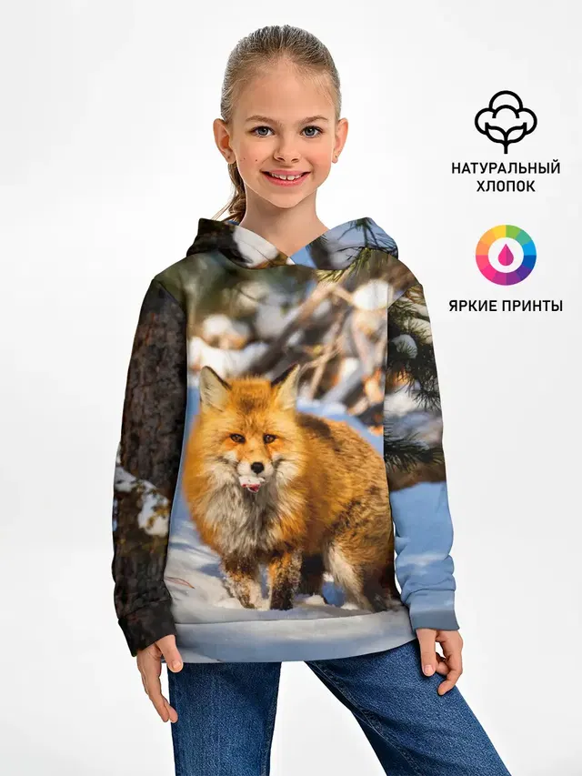 Лиса в лесу