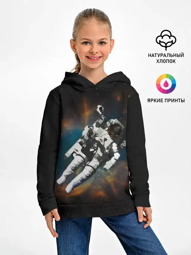 Космонавт в космосе