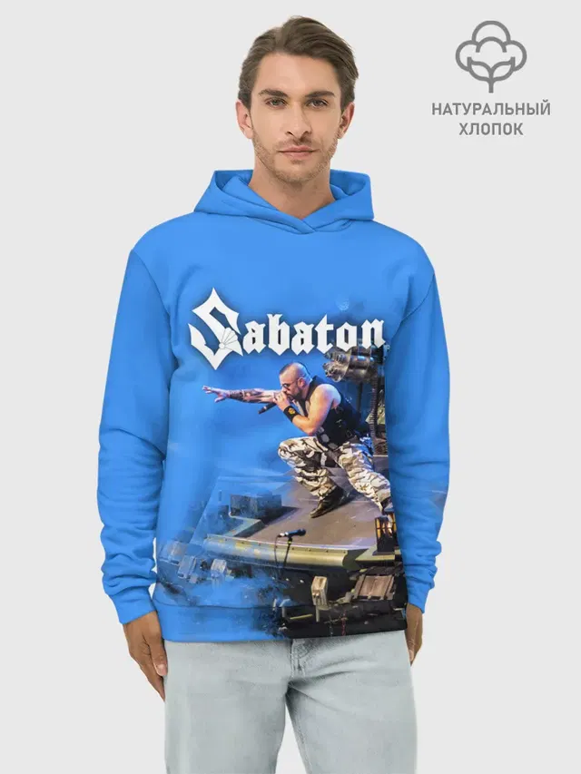 Йоаким Броден на танке Sabaton