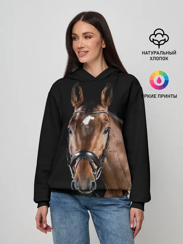 Гнедая лошадь