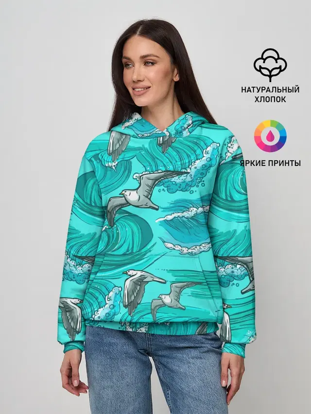 Чайки в море