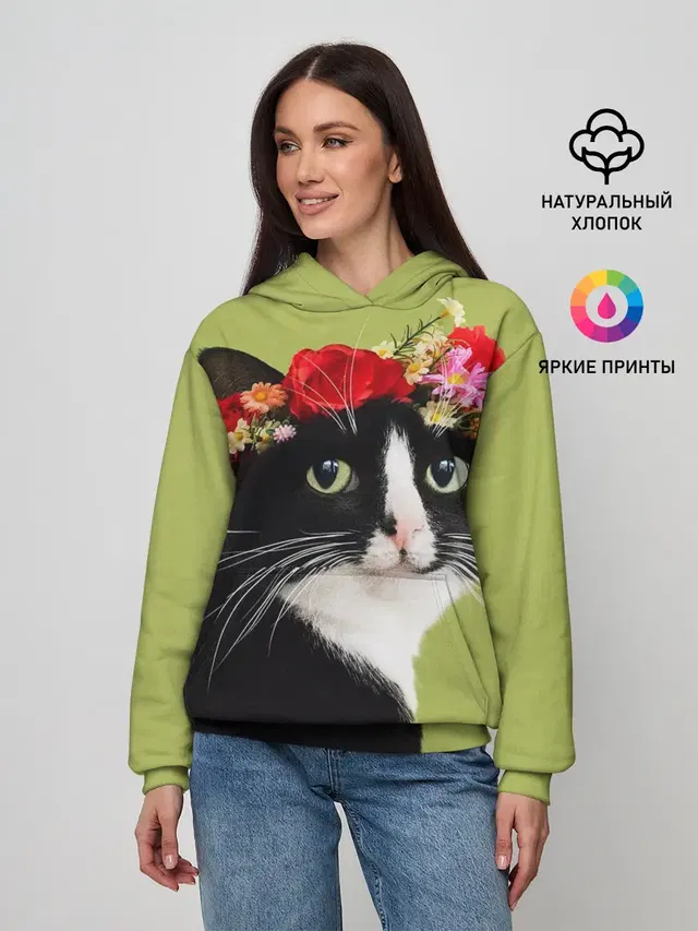 Кот и цветы