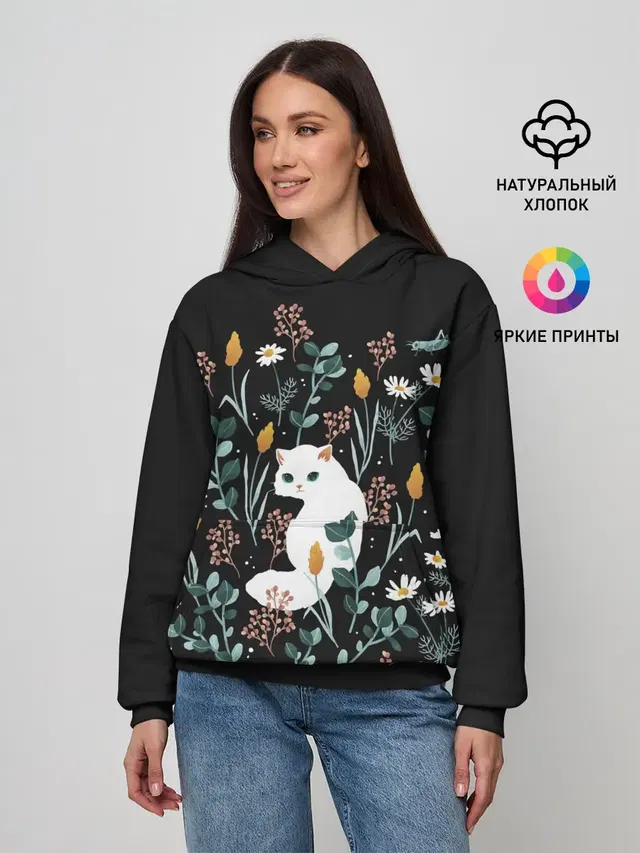 Кошечка среди цветов