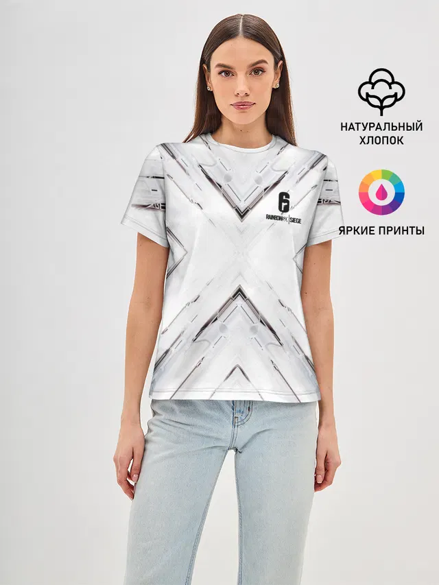 Женская базовая футболка с принтом «Abstract geometric pattern»