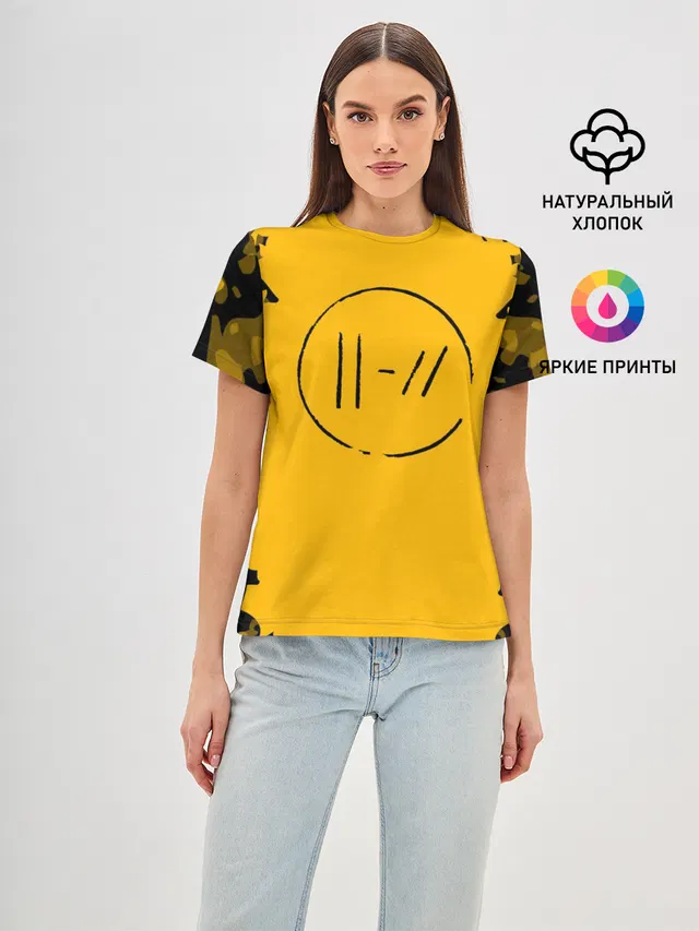 Женская базовая футболка с принтом «Logo»