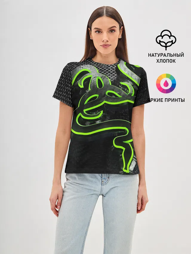 Женская базовая футболка с принтом «Разные игры — RAZER»