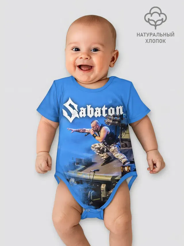 Йоаким Броден на танке Sabaton