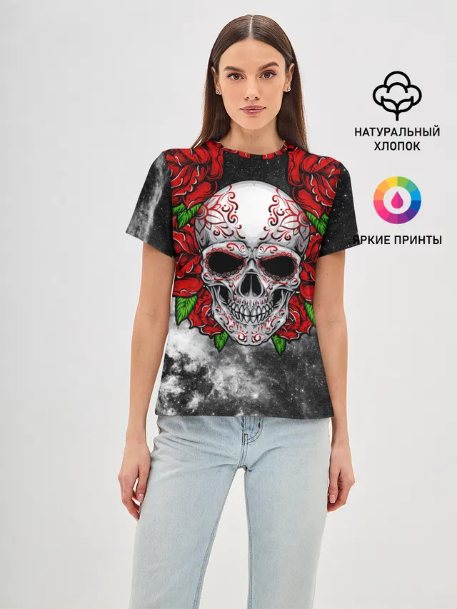 Женская базовая футболка с принтом «Skull and Roses»