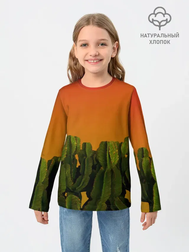 Кактусы на закате