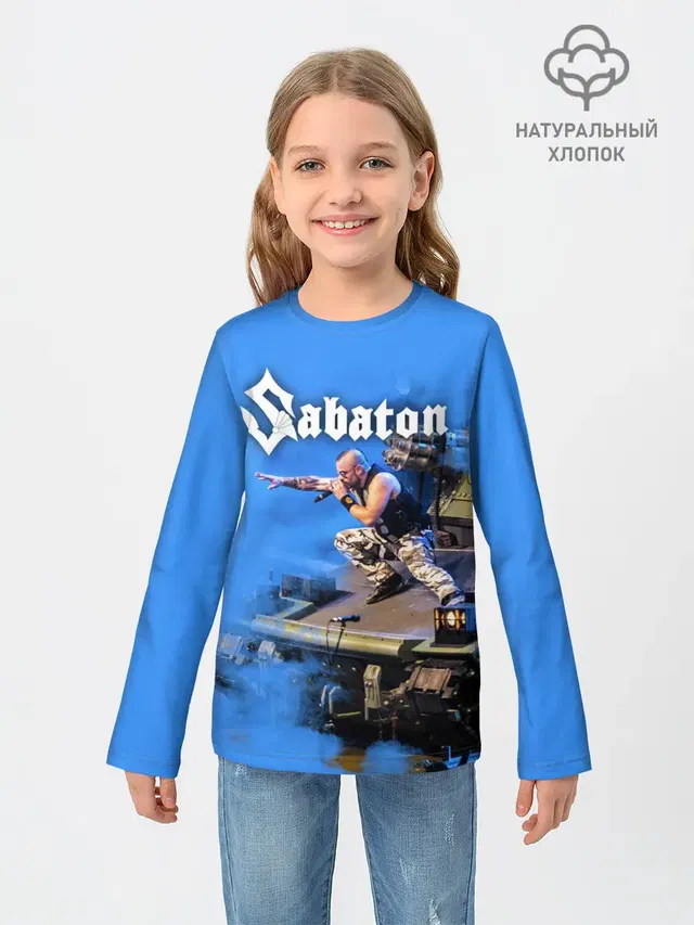 Йоаким Броден на танке Sabaton