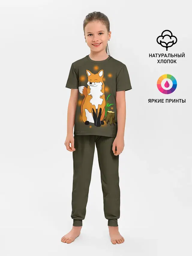 Лиса в лесу