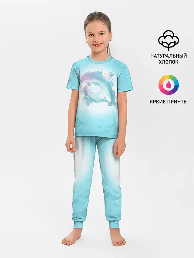 Два дельфина