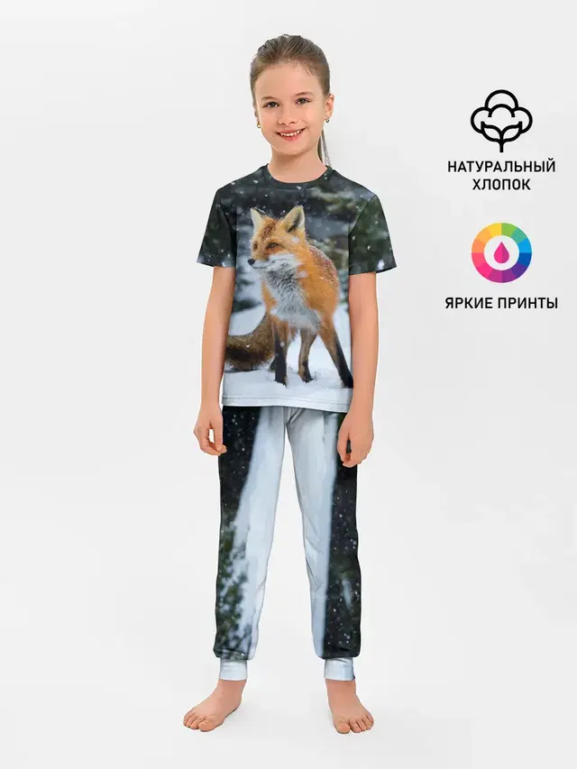Лиса в зимнем лесу