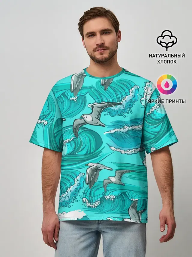 Чайки в море