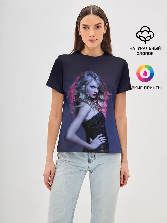 Женская базовая футболка с принтом «Taylor Swift — Игривая Тейлор»
