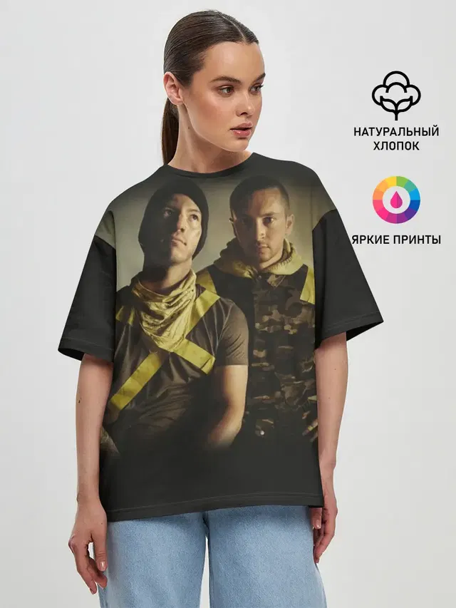 Женская футболка оверсайз