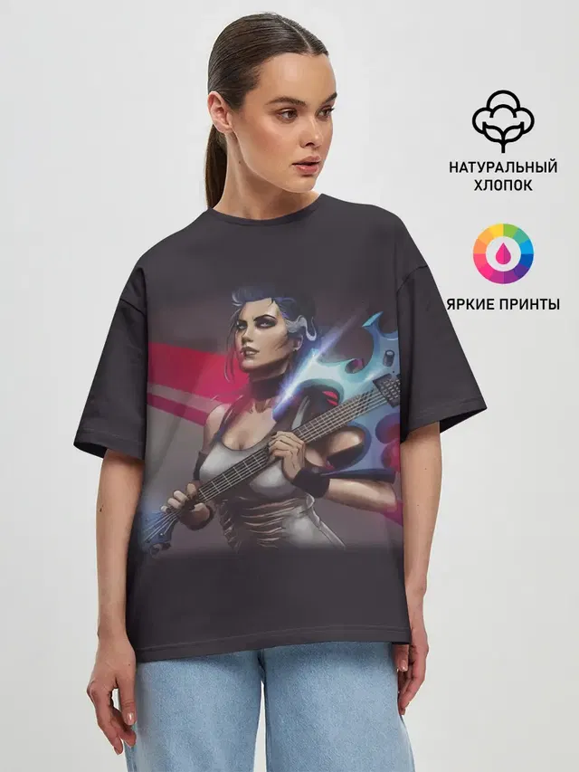 Женская футболка оверсайз