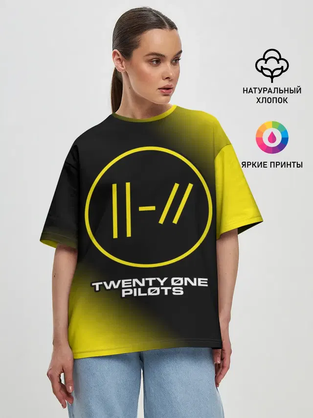 Женская футболка оверсайз