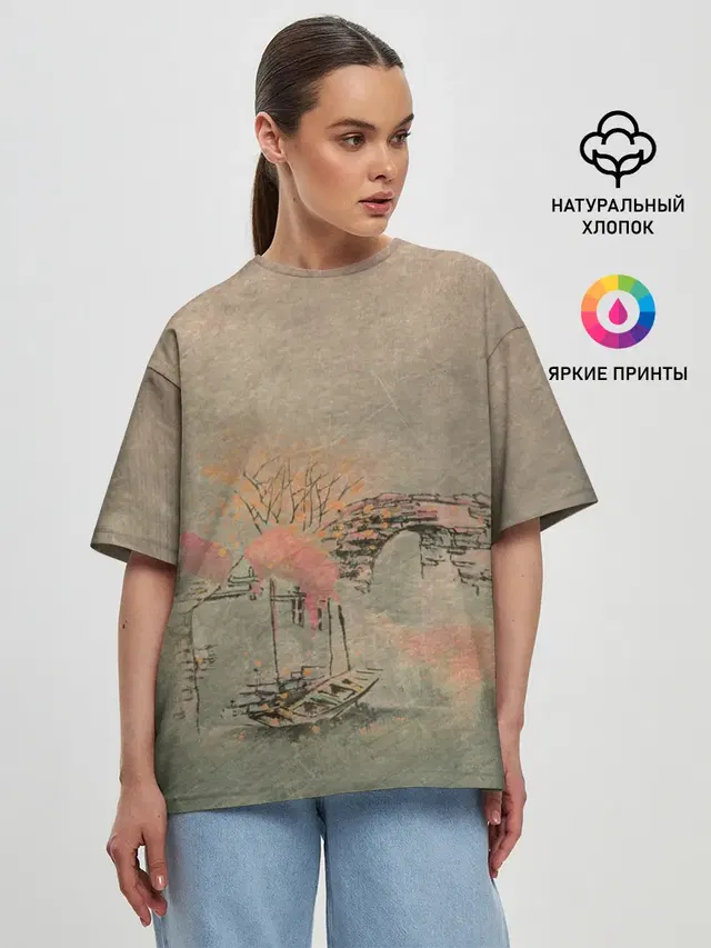 Женская футболка оверсайз
