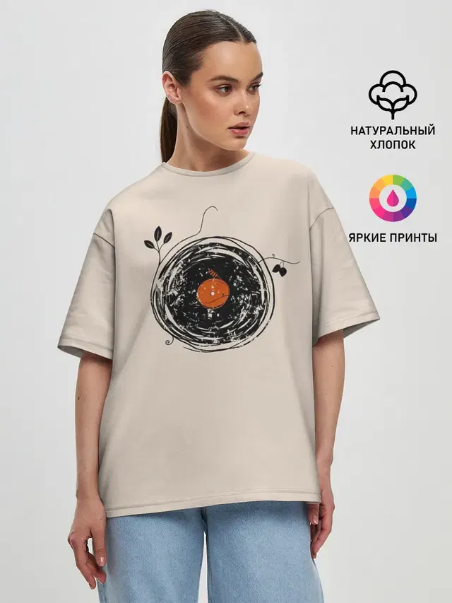 Женская футболка оверсайз