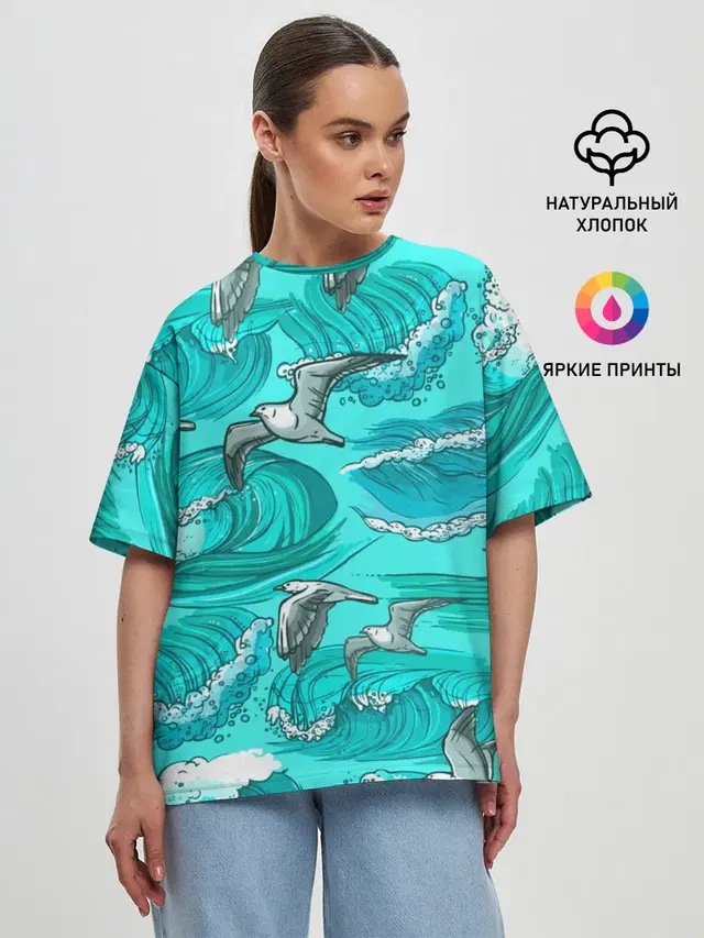 Чайки в море