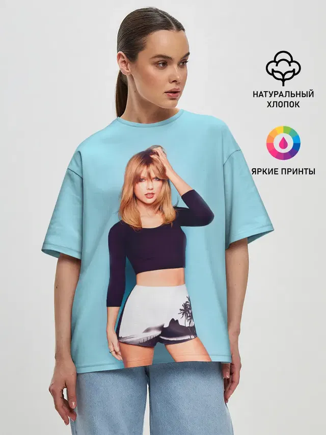 Женская футболка оверсайз с принтом «Taylor Swift — Взгляд Тейлор»