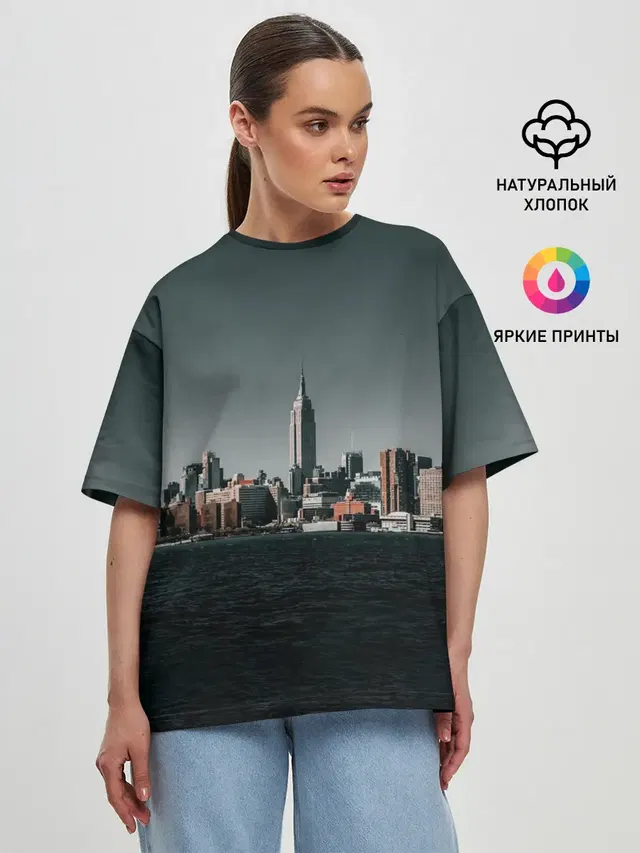 Женская футболка оверсайз