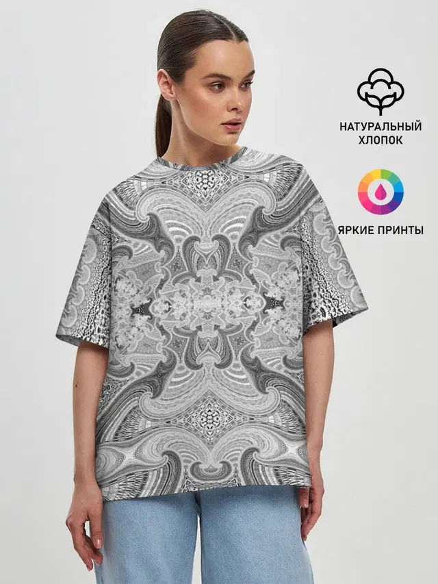 Женская футболка оверсайз