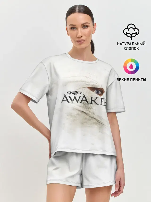 Женская пижама с шортами с принтом «Awake»
