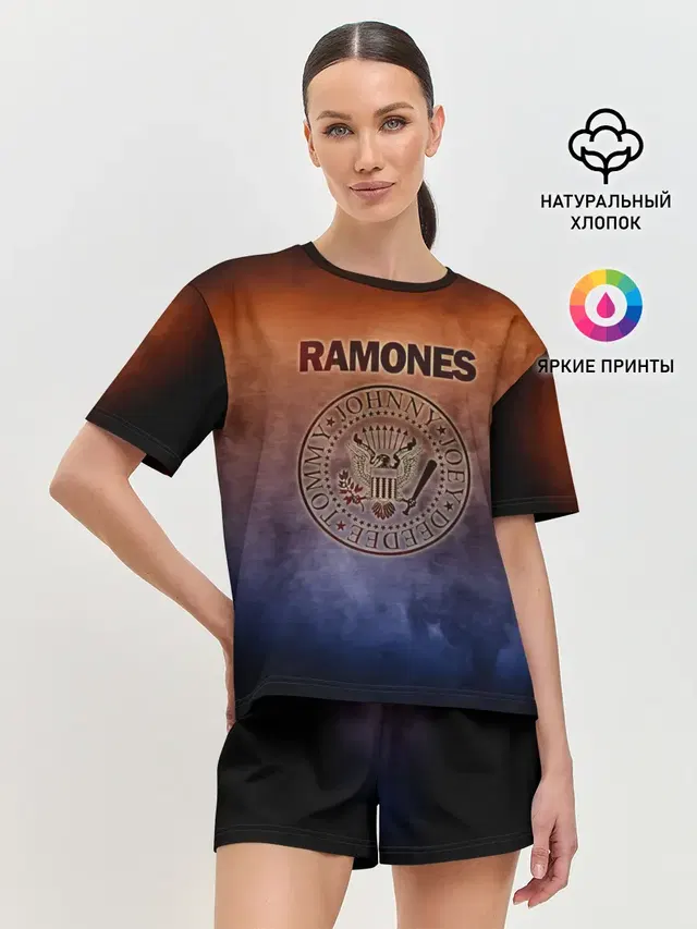 Женская пижама с шортами